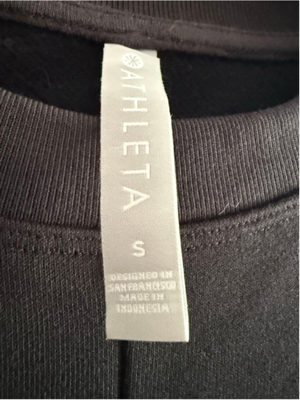 NWT Athleta Sedona Sweatshirt Dress, Black SIZE small modal - Picture 8 of 10